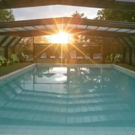 4 Etoiles - Piscine - Ccafdif *