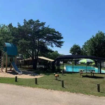4 Etoiles - Piscine - Ccafdif