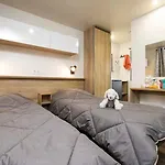 4 étoiles - Piscine - Ccafdif