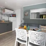 4 étoiles - Piscine - Ccafdif Chalet *