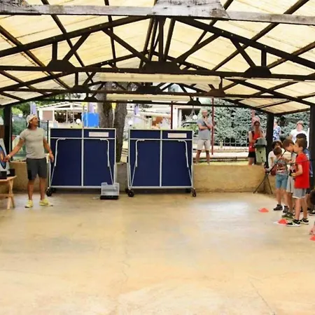 Zecamping 4 Etoiles Familial Animaux Acceptes Parc Aquatique Et Restaurant בקתה *