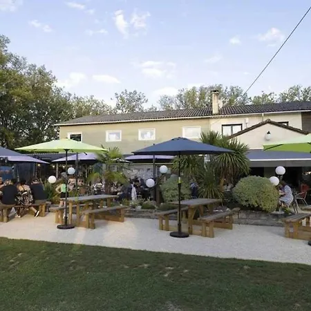 4 Etoiles - Piscine - Ccafdif