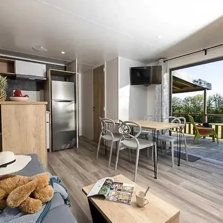 Кемпинг 4 Etoiles - Piscine - Ccafdif Loupiac (Lot)