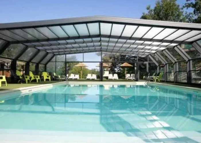 Chalet Zecamping 4 Familial Animaux Acceptes Parc Aquatique Et Restaurant Loupiac (Lot)