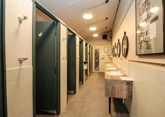 4 Etoiles - Piscine - Ccafdif *