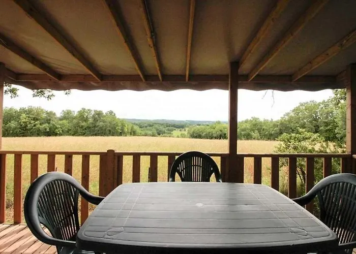 4 Etoiles - Piscine - Ccafdif مكان تخييم Loupiac (Lot)