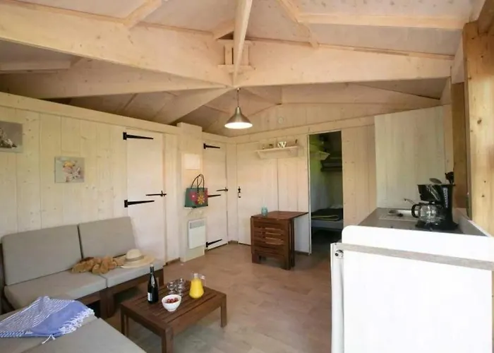 مكان تخييم 4 Etoiles - Piscine - Ccafdif Loupiac (Lot)