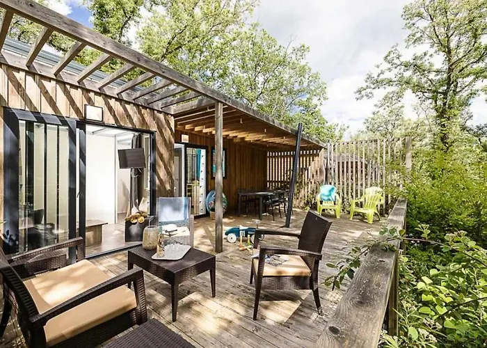 4 Etoiles - Piscine - Ccafdif مكان تخييم Loupiac (Lot)