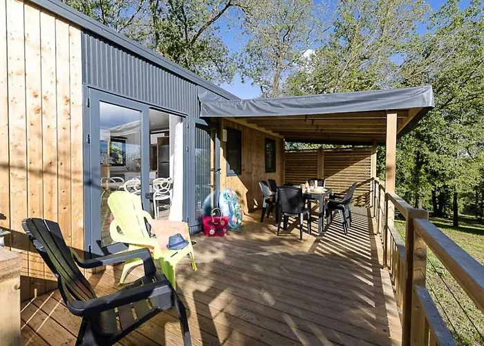 4 Etoiles - Piscine - Ccafdif